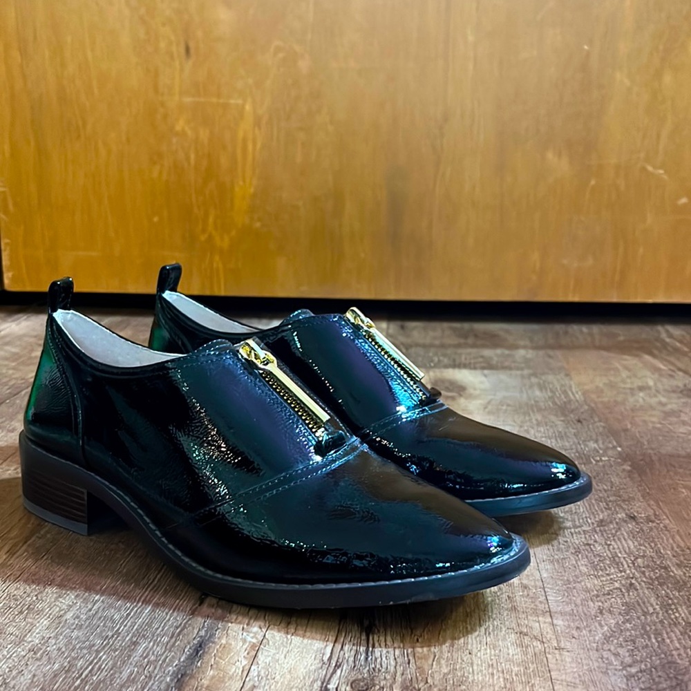 Louise etCie patent leather loafers